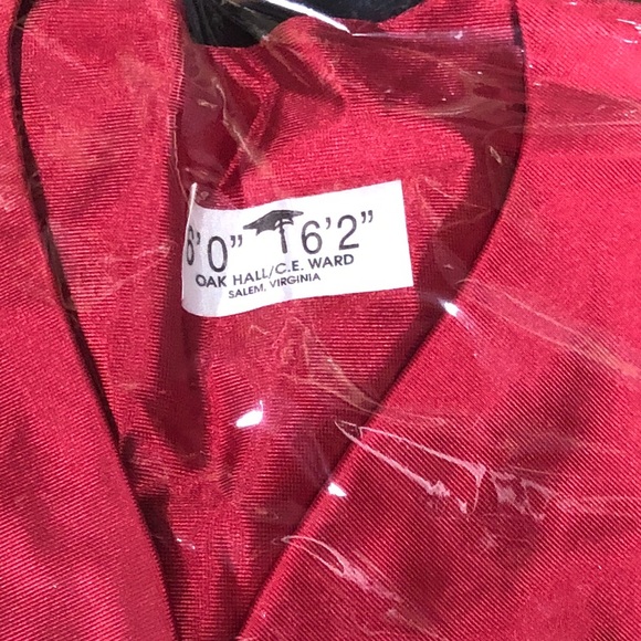 Cap & Gown Black & Red Unisex 6'-6'2" tall Graduation Ceremony Robe - Picture 3 of 11